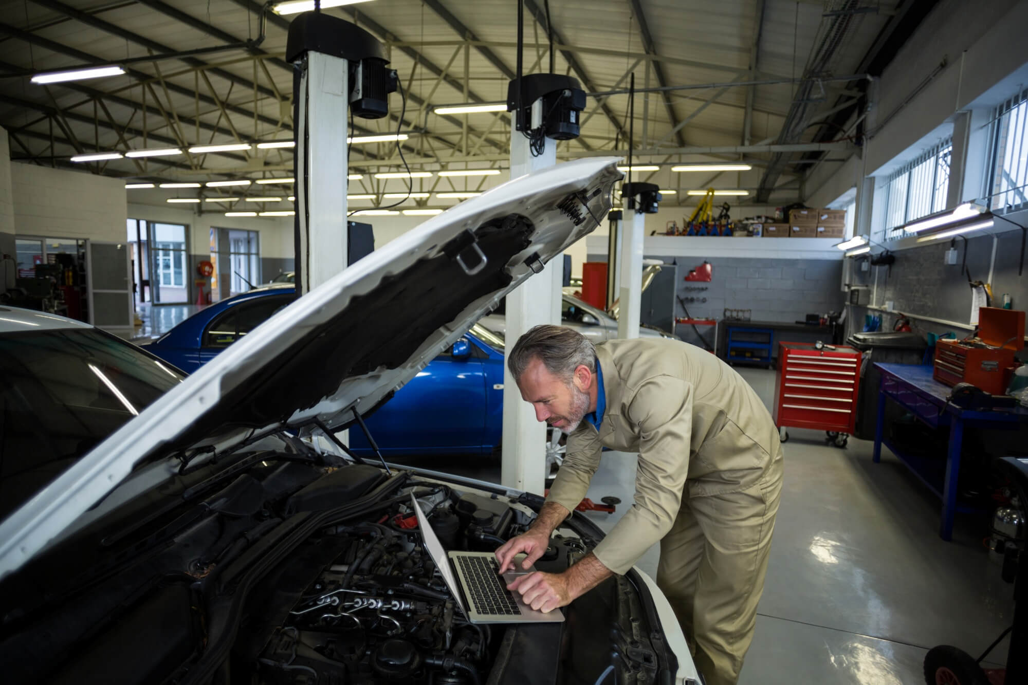 Engine Light Diagnostics & Repair Service Edison